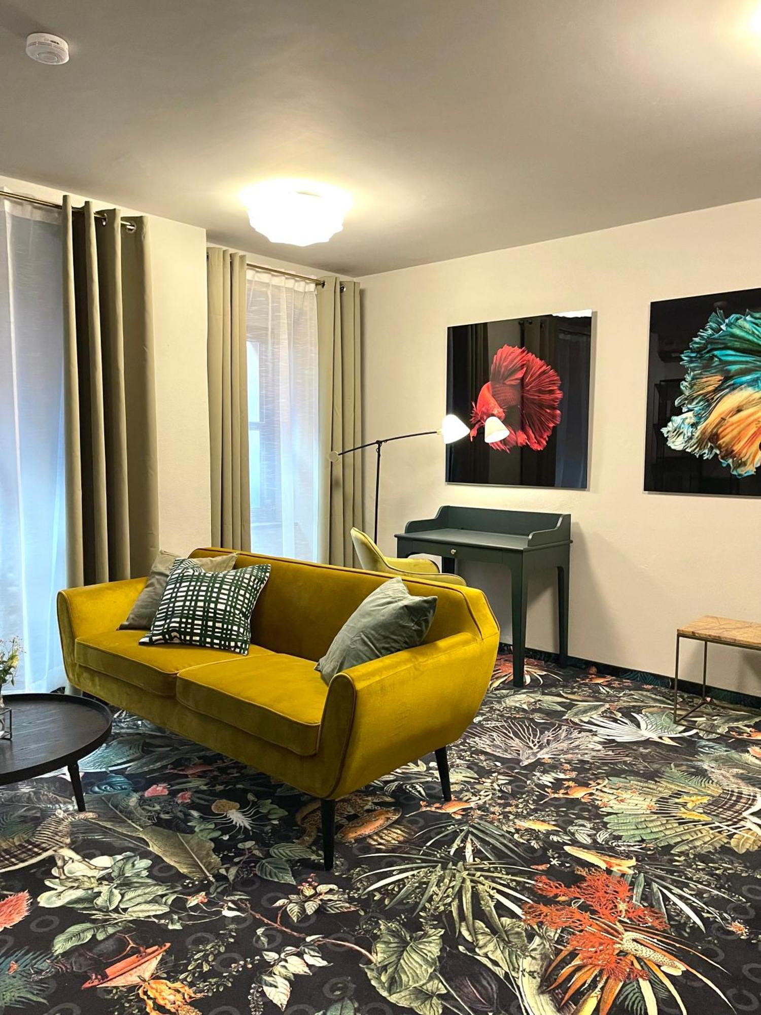 Hotel Pebbles By Ring *