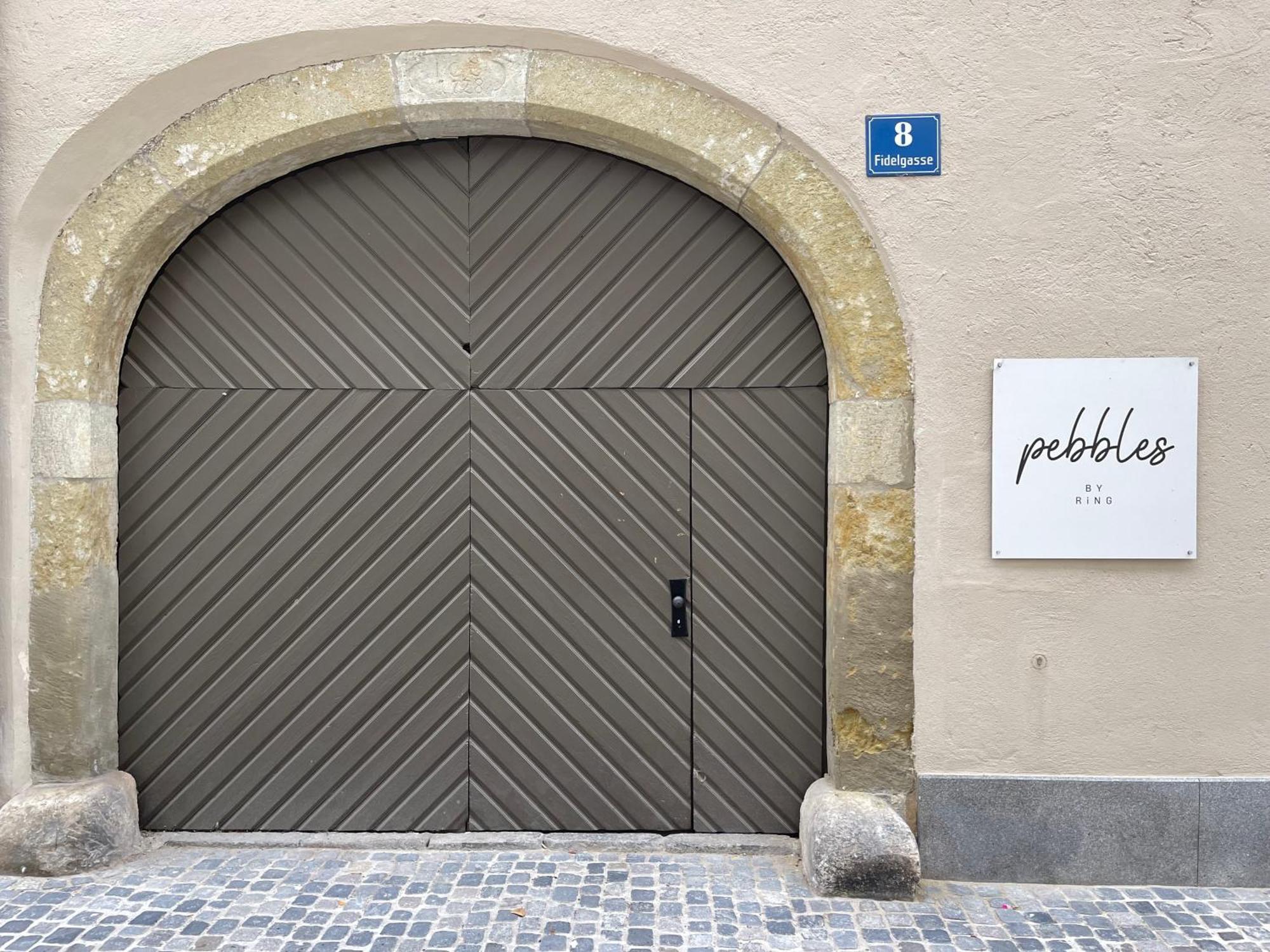 Pebbles By Ring Regensburg